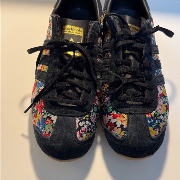adidas Liberty London Floral Tapestry Suede Stripes Sneakers Size 10 - Picture 3 of 14